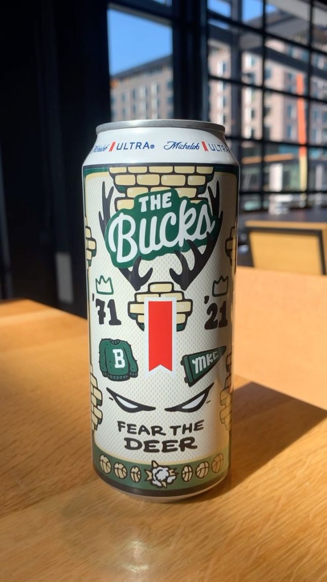 Hey Wisconsin! Check this out! 

Get excited for this can collaboration between Michelob ULTRA & the Milwaukee Bucks! Keep an eye out for this new release in the market & get your hands on them fast! 

Reach out to your sales rep for more information on how to get these cans onto YOUR shelves. #MichelobUltra #MilwaukeeBucks #CanCollaboration #BigShotRobot