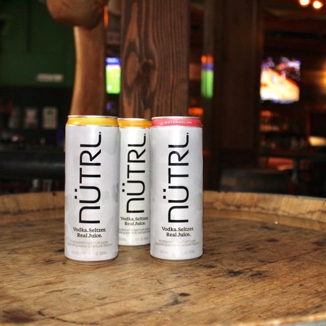🌟Scavenger Sunday Giveaway 🌟 

Guess where this @Nutrl is in Milwaukee on this post! This one is TOUGH so we gave you two clues. 😉

FIRST person to guess the CORRECT bar, will win an NUTRL Prize Pack!

Ready, Set, GO! Drop your guesses in the comments below! 

#ScavengerSunday #GuessWhere #MichelobUltra #Giveaway #NUTRL #NutrlVodka