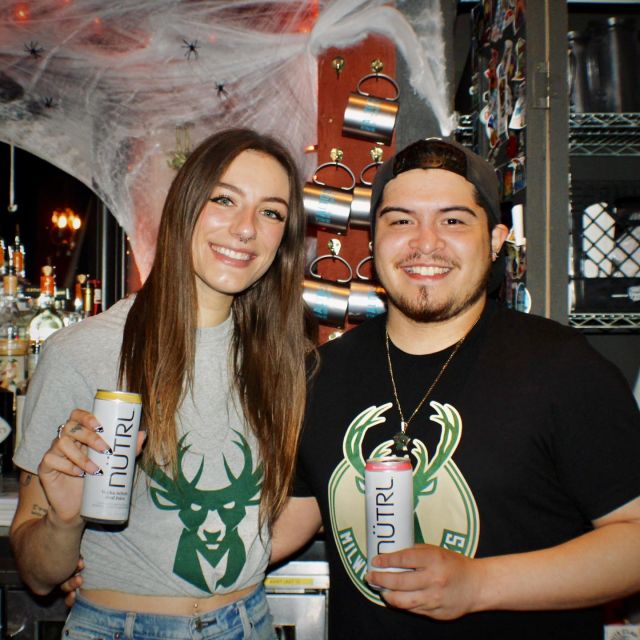 It’s GAME DAY! 

We are sipping on the refreshing taste of NUTRL Vodka Cocktails in a CAN! 

What’s your drink of choice for tonight’s game? Let us know in the comments below! 

#NUTRLVodka #Vodka #VodkaSeltzer #Cocktail #ReadyToDrink #GameDay