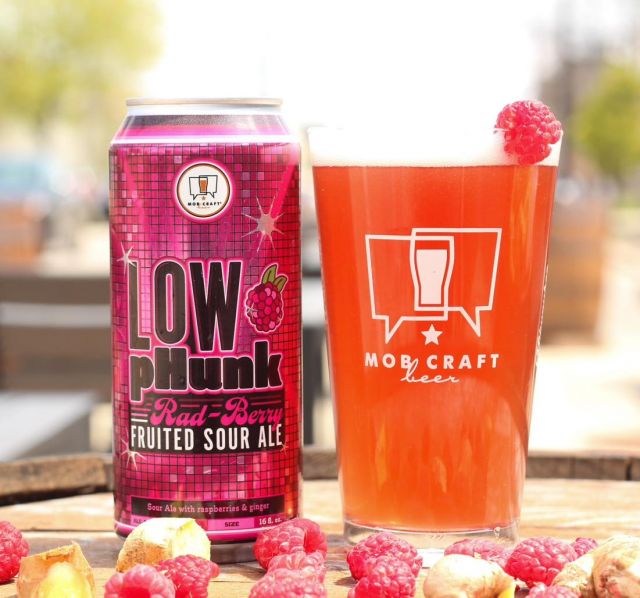 NEW from MobCraft Brewery: Low pHunk - RAD BERRY - Fruited Sour Ale 
Allow your tastebuds to boogie with this pHunky pleasure! 

This Sour Ale is conditioned using a solera blending method with raspberry and ginger. 

Refreshingly tart with hints of Belgian esters. 

Both sippable and crushable, this is the perfect beer as the days warm up.

#SourAle #SourBeers #MobCraft #Raspberry #RadBerry #Brewery #Partner