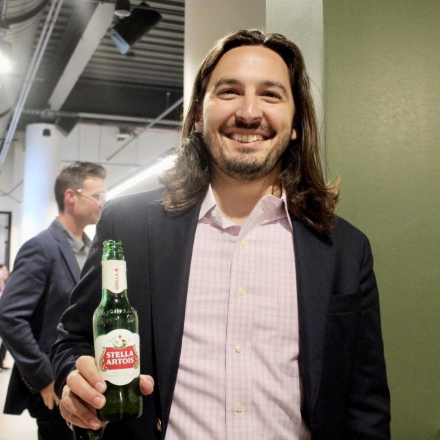 Enjoying a Stella with Scalzo on this Saturday

Try saying that 10 times fast! 

Stella Artois. Enjoy the life Artois. 

#Stella #StellaArtois #LifeArtois #ESPNMilwaukee #ESPN #ScalzoandBrust