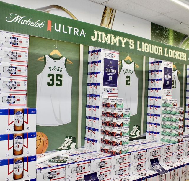 Check out this Michelob ULTRA & Cutwater Display!

Stay tuned to see the “big three” of this display - Including Jimmy- in action!

#MichelobULTRA #Cutwater #Display #LiquorLocker